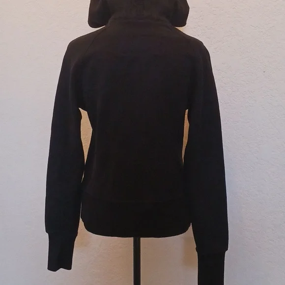 Lululemon Black Lace "Hiver 2013" Size 8 - Picture 10 of 12